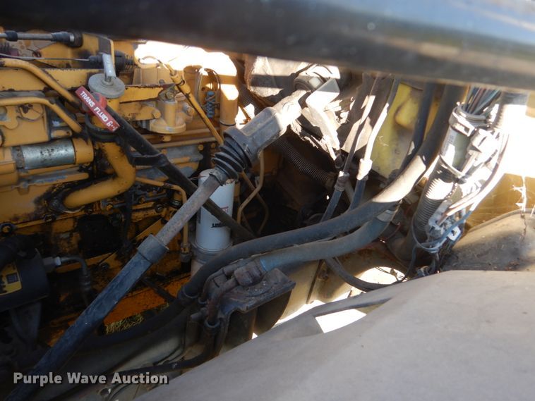 image for item FU9702 1995 GMC TopKick C6500 rollback truck