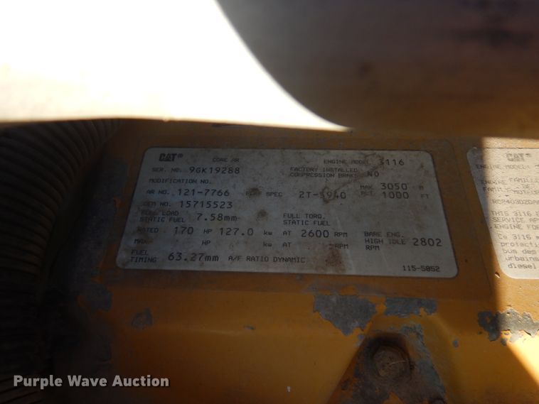 image for item FU9702 1995 GMC TopKick C6500 rollback truck