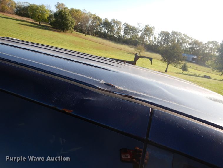 image for item FU9706 2004 Dodge Grand Caravan van