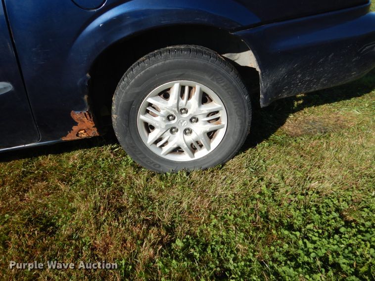 image for item FU9706 2004 Dodge Grand Caravan van