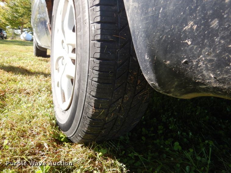 image for item FU9706 2004 Dodge Grand Caravan van