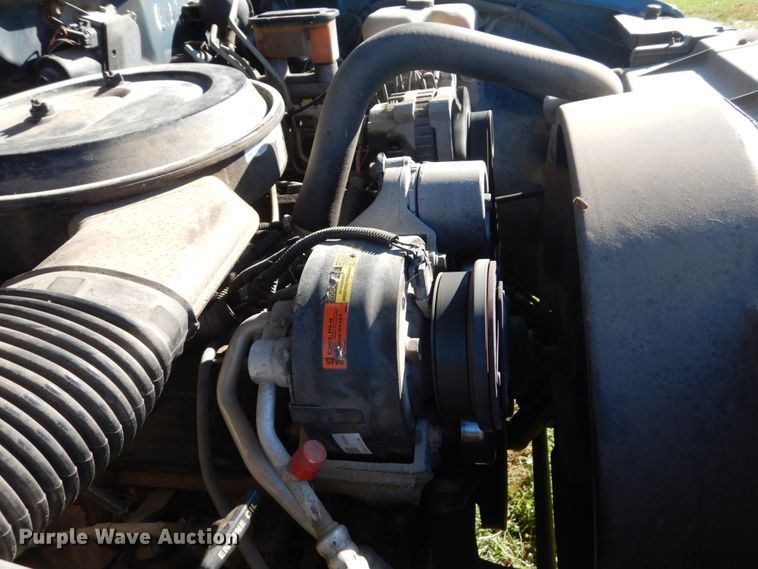 image for item FU9707 1993 Chevrolet Suburban C2500 SUV