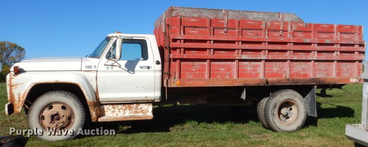 image for item FU9708 1973 Ford F600 grain truck