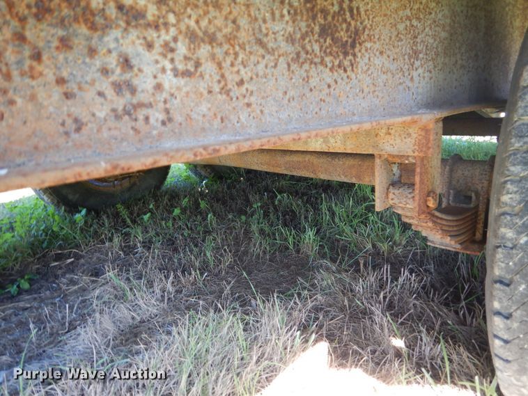 image for item FU9710 1988 Hillsboro equipment trailer
