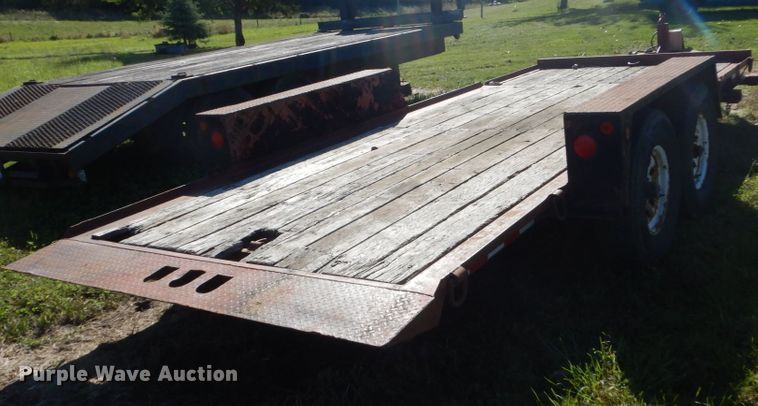 image for item FU9711 2001 Towmaster T-12T tilt deck equipment trailer