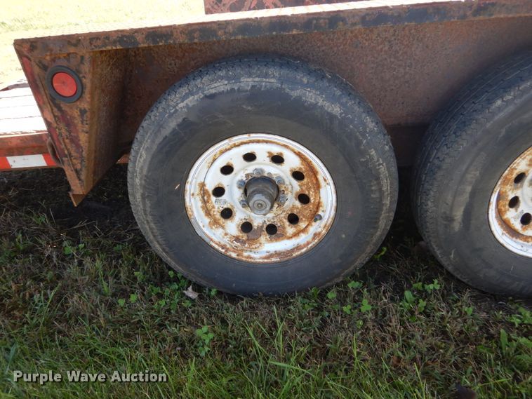 image for item FU9711 2001 Towmaster T-12T tilt deck equipment trailer