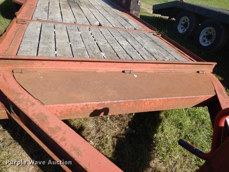 image for item FU9711 2001 Towmaster T-12T tilt deck equipment trailer
