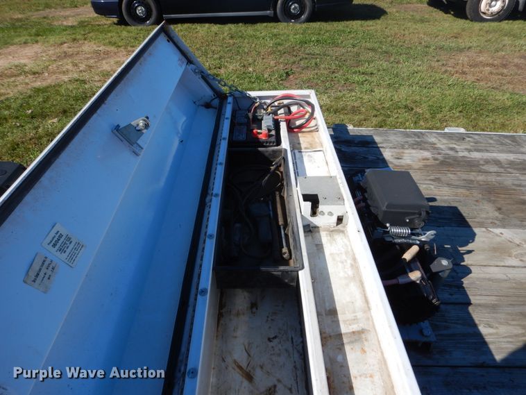 image for item FU9712 1996 Mac-lander utility trailer