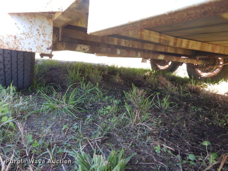 image for item FU9712 1996 Mac-lander utility trailer