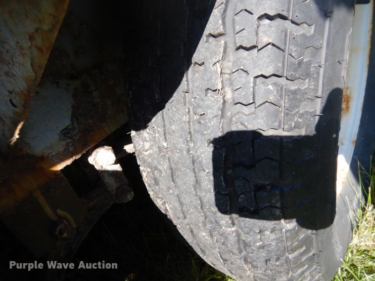 image for item FU9712 1996 Mac-lander utility trailer