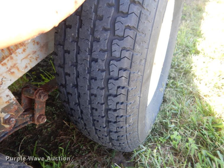 image for item FU9712 1996 Mac-lander utility trailer