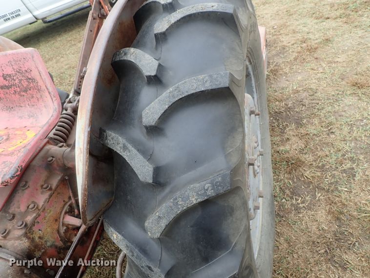 image for item GA9843 Ford 9N tractor