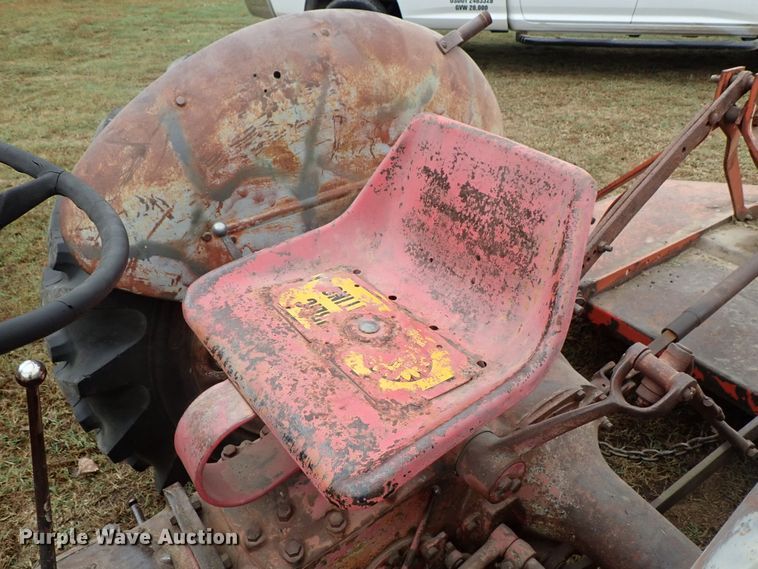 image for item GA9843 Ford 9N tractor
