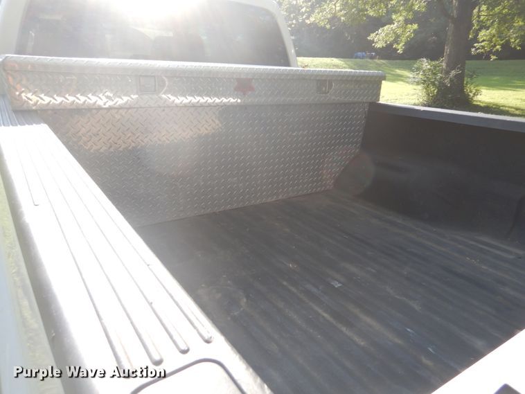 image for item GC9502 2011 Ford F250 Super Duty Crew Cab pickup truck