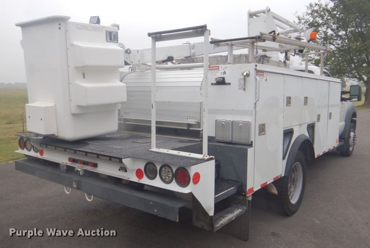 image for item GC9521 2011 Ford F550 Super Duty XL bucket truck
