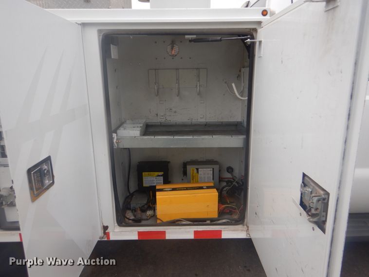 image for item GC9521 2011 Ford F550 Super Duty XL bucket truck