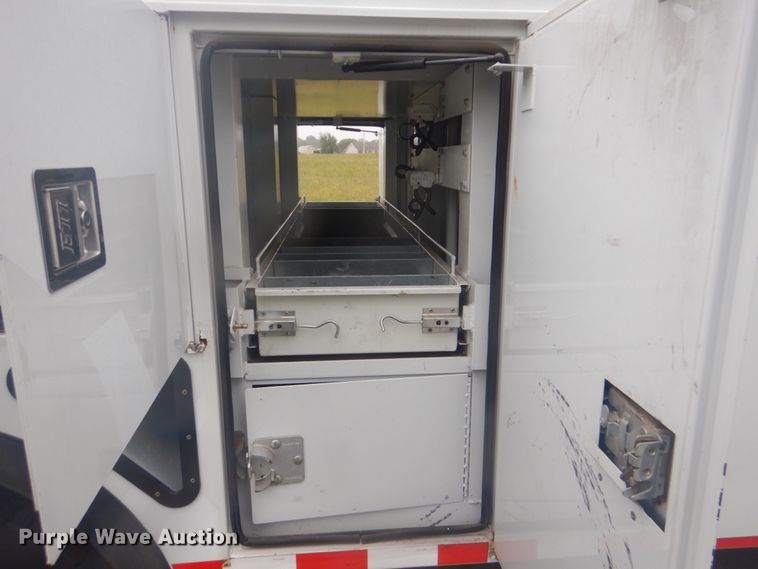 image for item GC9521 2011 Ford F550 Super Duty XL bucket truck