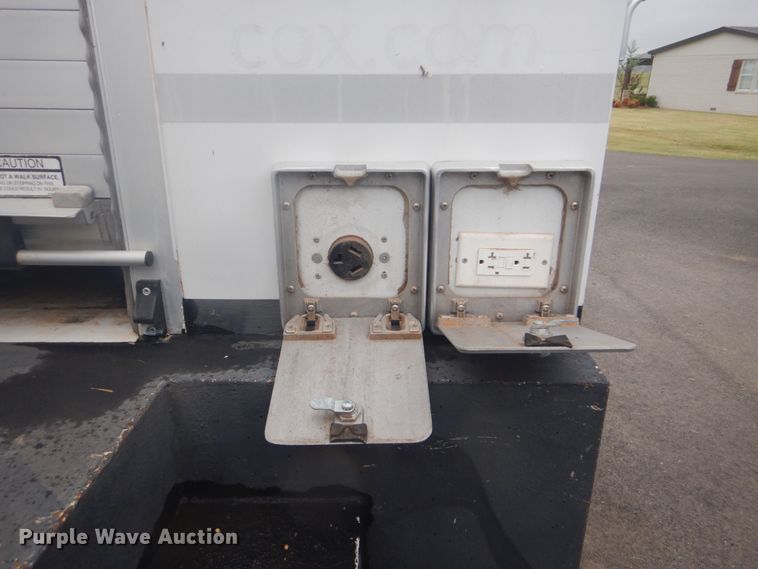 image for item GC9521 2011 Ford F550 Super Duty XL bucket truck