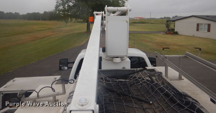 image for item GC9521 2011 Ford F550 Super Duty XL bucket truck