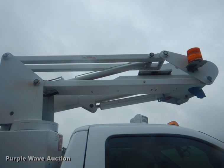 image for item GC9521 2011 Ford F550 Super Duty XL bucket truck