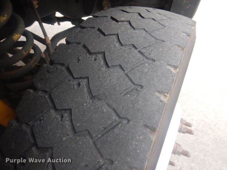 image for item GC9521 2011 Ford F550 Super Duty XL bucket truck