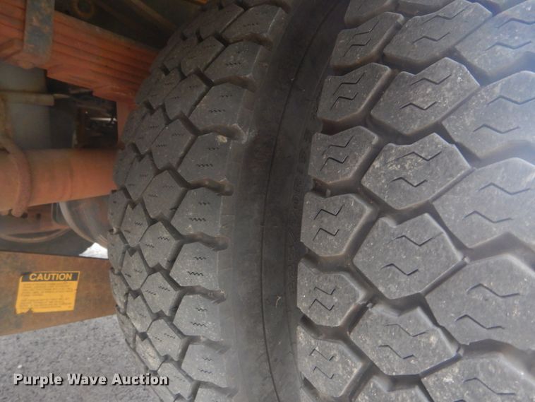 image for item GC9521 2011 Ford F550 Super Duty XL bucket truck