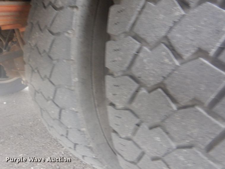 image for item GC9521 2011 Ford F550 Super Duty XL bucket truck