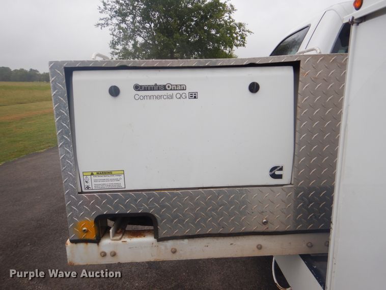 image for item GC9521 2011 Ford F550 Super Duty XL bucket truck