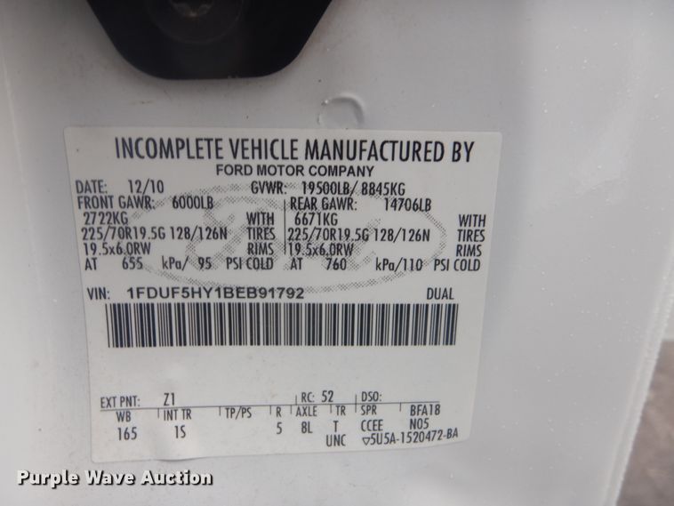 image for item GC9521 2011 Ford F550 Super Duty XL bucket truck