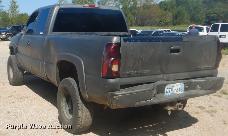 image for item GC9527 2001 Chevrolet Silverado 1500 Ext. Cab pickup truck