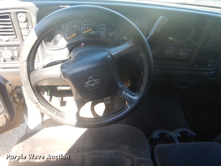 image for item GC9527 2001 Chevrolet Silverado 1500 Ext. Cab pickup truck