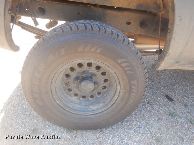 image for item GC9527 2001 Chevrolet Silverado 1500 Ext. Cab pickup truck