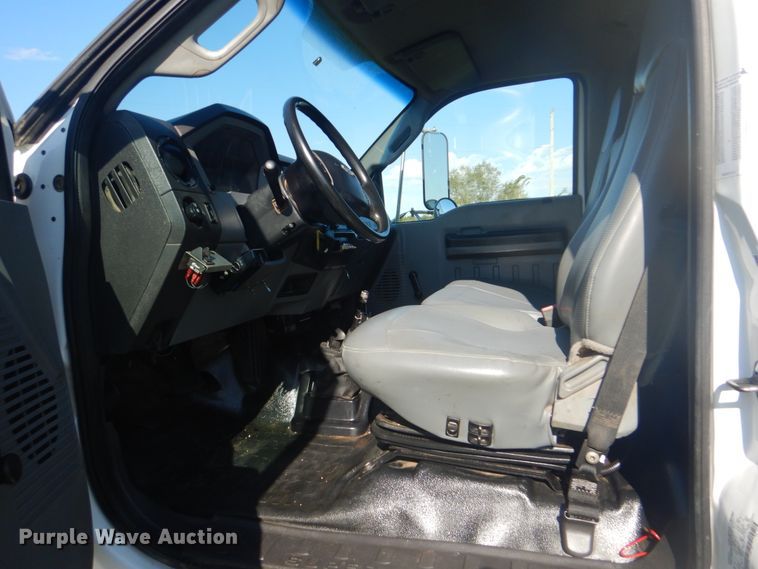 image for item GC9535 2012 Ford F650 Super Duty flatbed truck