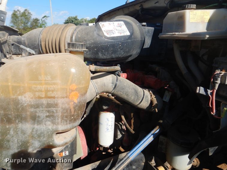 image for item GC9535 2012 Ford F650 Super Duty flatbed truck