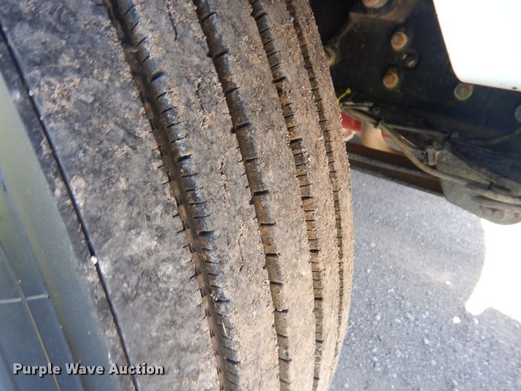 image for item GC9535 2012 Ford F650 Super Duty flatbed truck