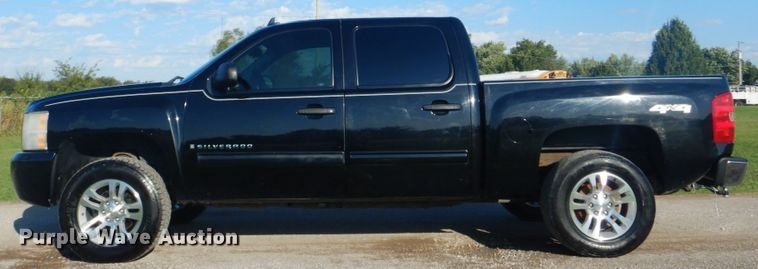 image for item GC9539 2009 Chevrolet Silverado 1500 Crew Cab pickup truck
