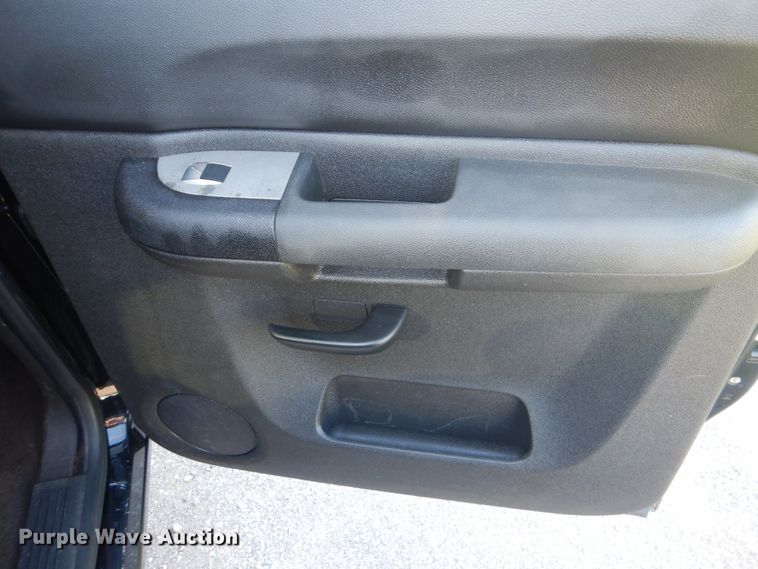 image for item GC9539 2009 Chevrolet Silverado 1500 Crew Cab pickup truck