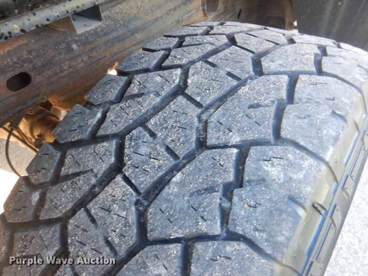 image for item GC9539 2009 Chevrolet Silverado 1500 Crew Cab pickup truck