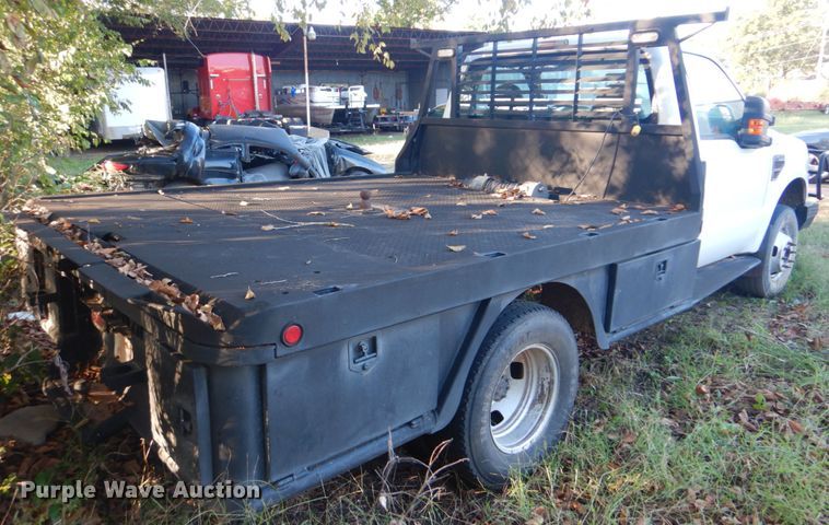 image for item GC9549 2009 Ford F350 Super Duty flatbed pickup truck
