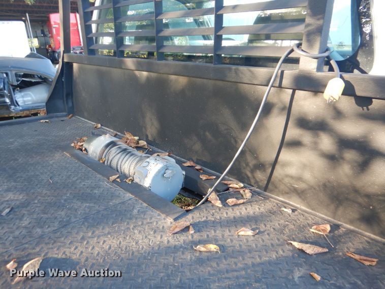 image for item GC9549 2009 Ford F350 Super Duty flatbed pickup truck