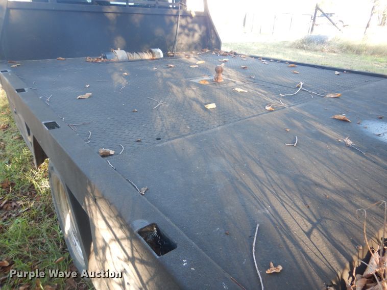 image for item GC9549 2009 Ford F350 Super Duty flatbed pickup truck