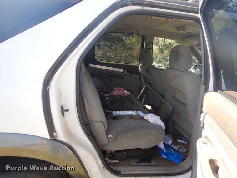 image for item GC9552 2003 Buick Rendezvous SUV