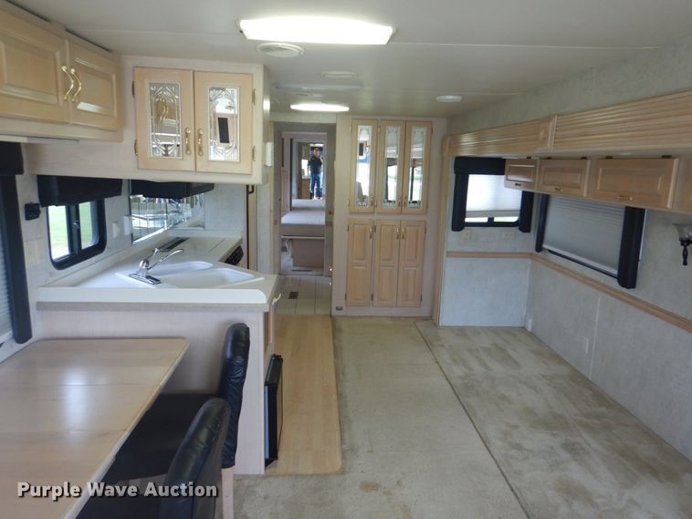 image for item GC9565 2000 Newmar Dutch Star RV