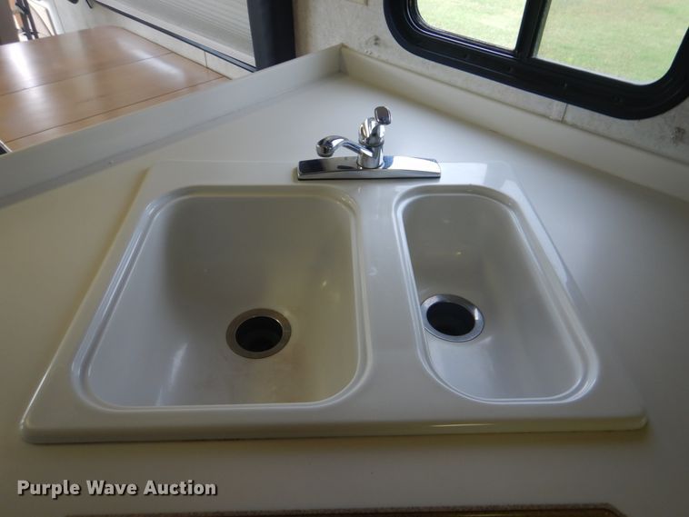 image for item GC9565 2000 Newmar Dutch Star RV