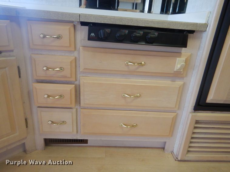 image for item GC9565 2000 Newmar Dutch Star RV