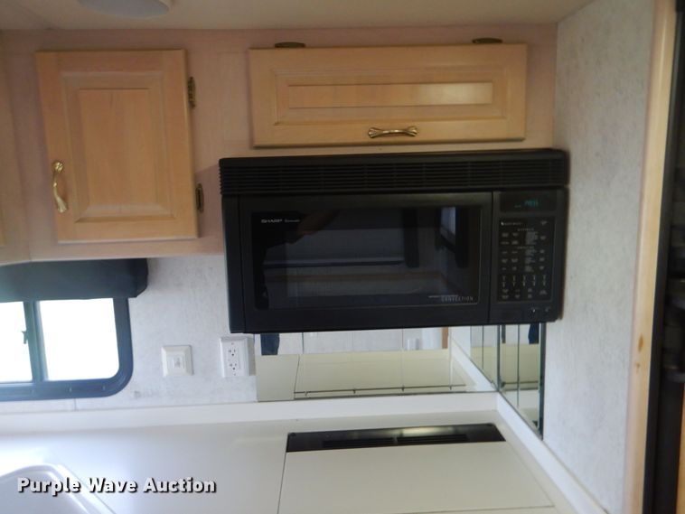 image for item GC9565 2000 Newmar Dutch Star RV