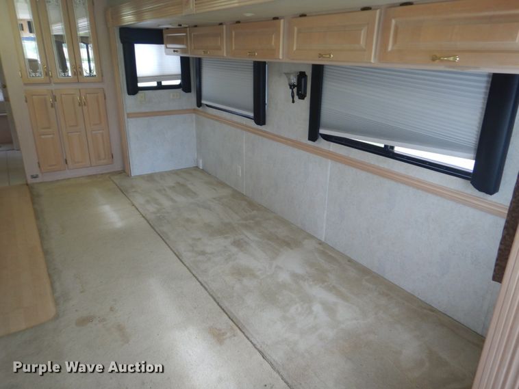 image for item GC9565 2000 Newmar Dutch Star RV