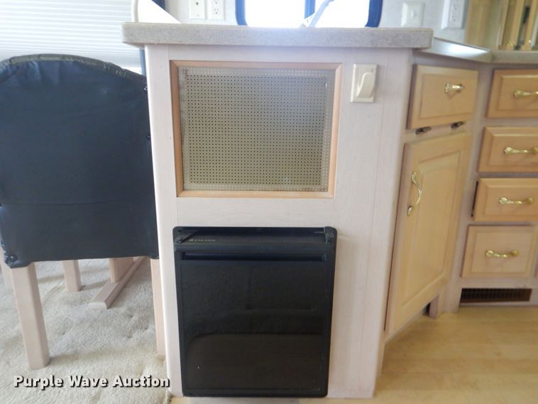 image for item GC9565 2000 Newmar Dutch Star RV