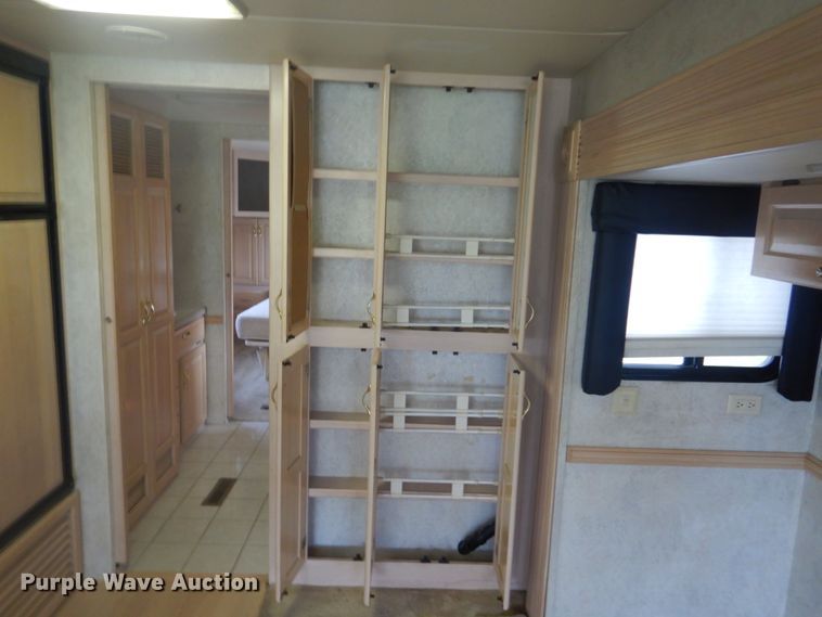 image for item GC9565 2000 Newmar Dutch Star RV