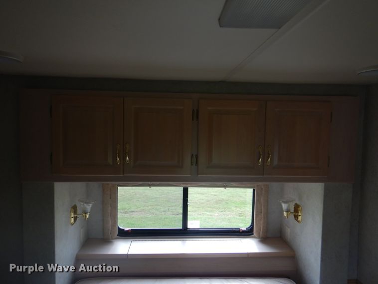 image for item GC9565 2000 Newmar Dutch Star RV